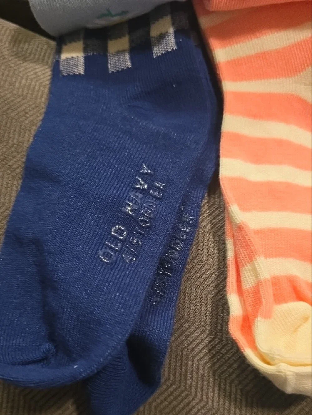 Old Navy Kids Crew Socks - Light Blue & Coral Pink, 4-Pack